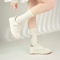 ELWX Fashion Studio Sneakers – Neutral Beige