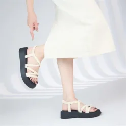 Urban Chic Contrast Platform Sneakers